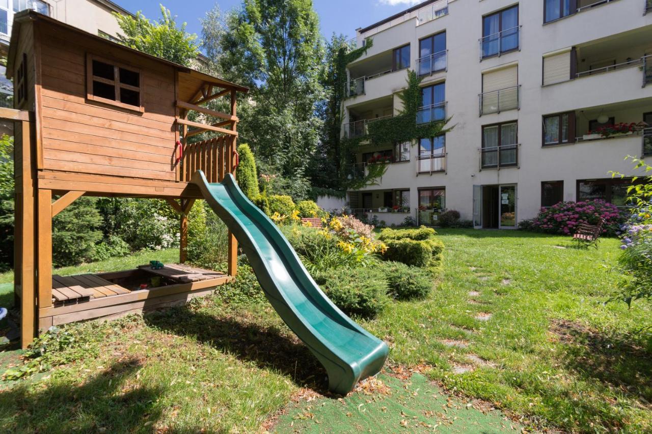 Garden Studio In The Old Town Apartment Krakow Exterior photo